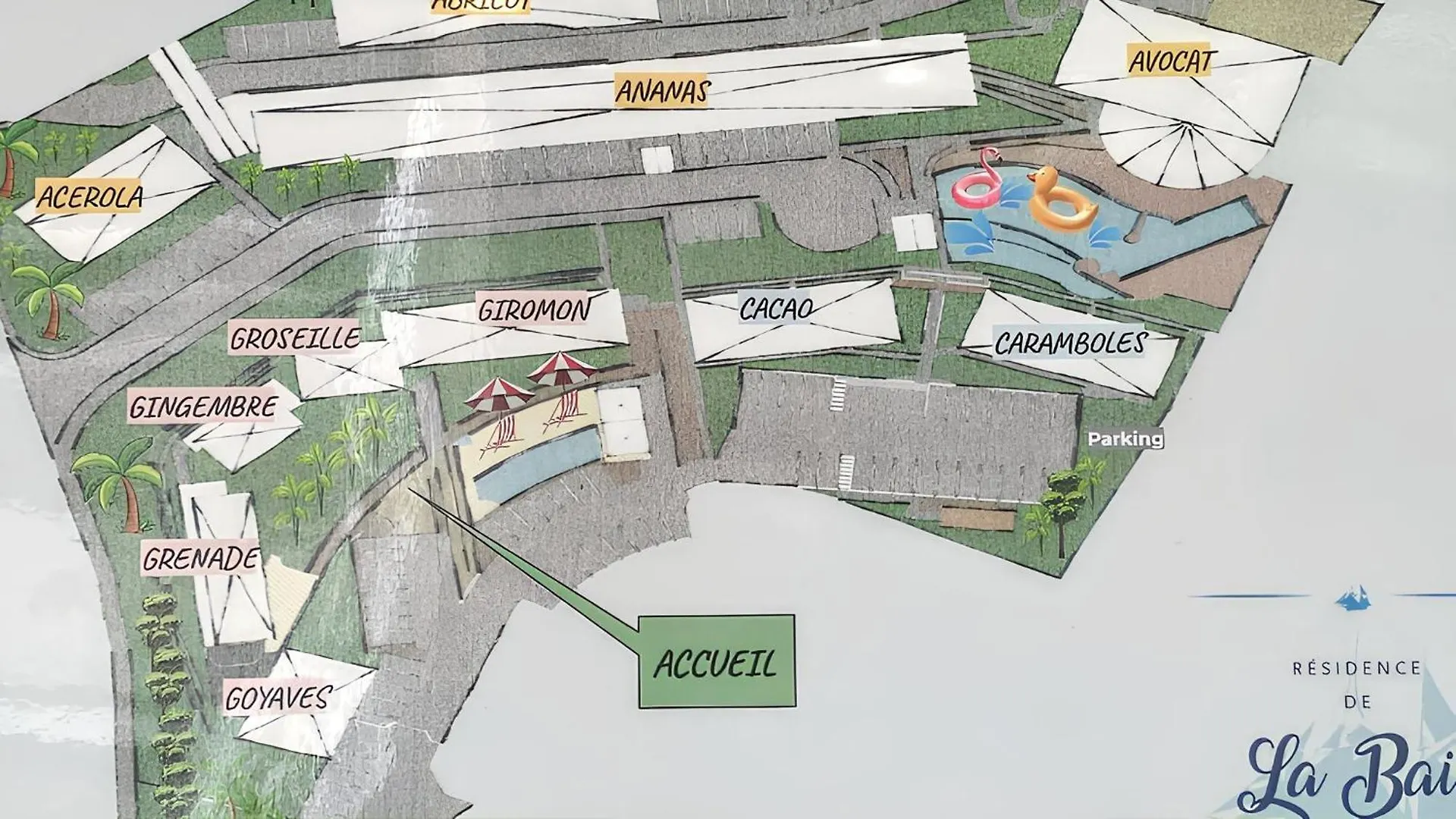 Daire Charmant Appartement A La Trinite Avec Piscine Partagee 40 M²